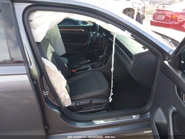 Volkswagen Passat 2022 1VWMA7A38NC005191 Image 5