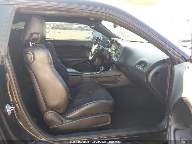 Dodge Challenger 2019 2C3CDZBTXKH750537 Image 5