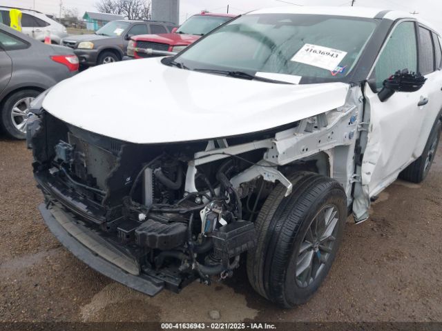 5N1BT3AAXPC780425 Nissan Rogue S Fwd