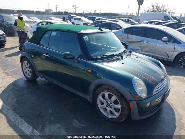 2006 MINI COOPER WMWRF33566TG15710 Photo 0