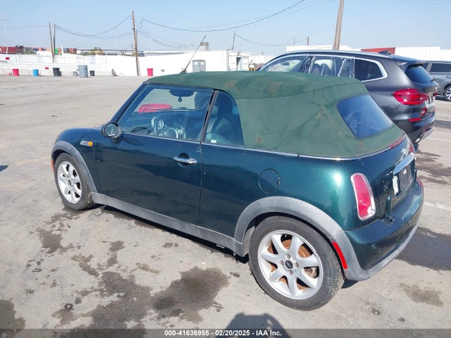 2006 MINI COOPER WMWRF33566TG15710 Photo 2