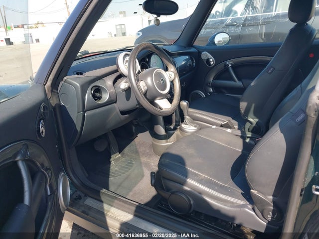 2006 MINI COOPER WMWRF33566TG15710 Photo 4