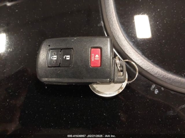 2T3RFREV3JW817989 Toyota Rav4 Adventure/xle