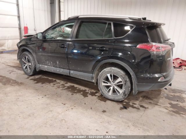 2T3RFREV3JW817989 Toyota Rav4 Adventure/xle