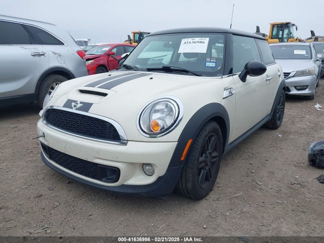 2013 MINI HARDTOP WMWSV3C53DT393190 Photo 1