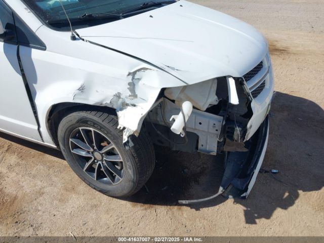 2C4RDGEG1JR150488 Dodge Grand Caravan Gt