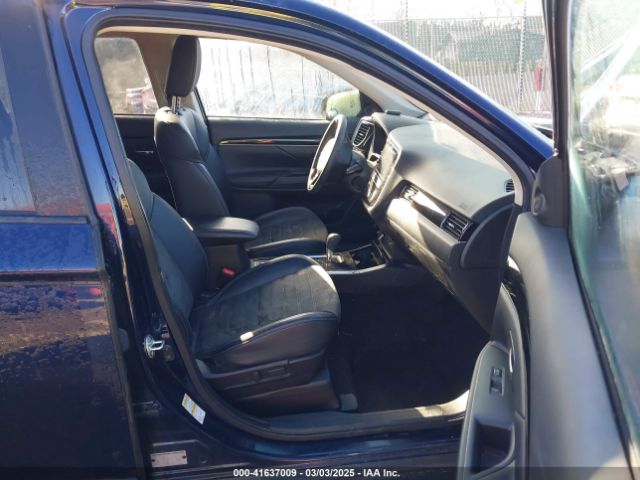 2019 MITSUBISHI OUTLANDER JA4AZ3A35KZ004719 Photo 4