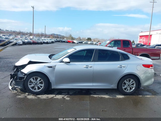 KIA Optima Lx 2018 5XXGT4L38JG192562 Image 15