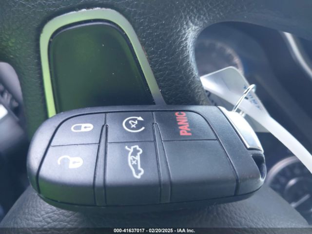 1C3CCCAB9FN576627 Chrysler 200 Limited