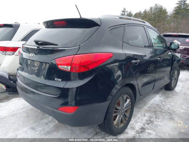 KM8JUCAG4FU117261 Hyundai TUCSON SE