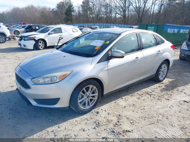 Ford FOCUS SE 2015 1FADP3F26FL227407 Image 2