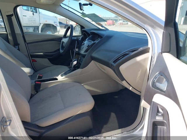 Ford FOCUS SE 2015 1FADP3F26FL227407 Image 5