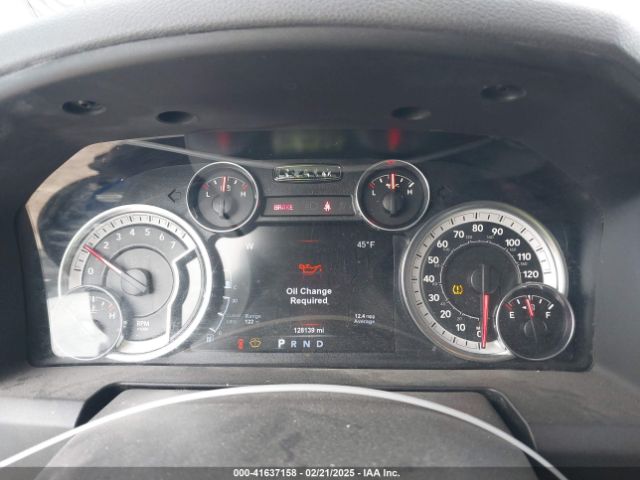 1C6RR7LTXHS698698 RAM 1500 Big Horn  4x4 5'7 Box