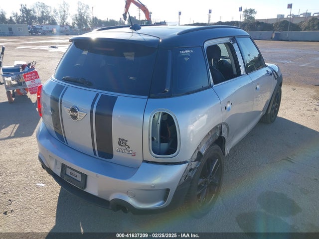 2013 MINI COUNTRYMAN WMWZC5C58DWP30774 Photo 3