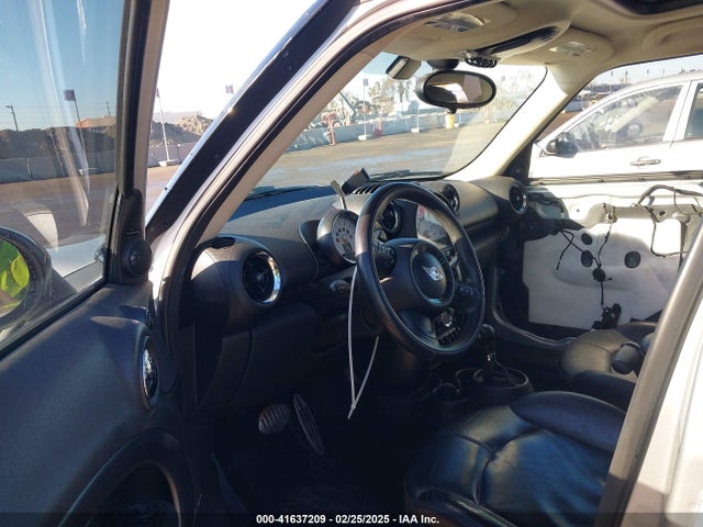 2013 MINI COUNTRYMAN WMWZC5C58DWP30774 Photo 4