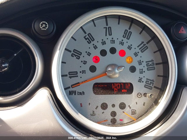 2006 MINI COOPER S WMWRH33536TK58395 Photo 6