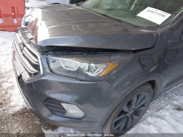 1FMCU0GD0KUA81437 Ford ESCAPE SE