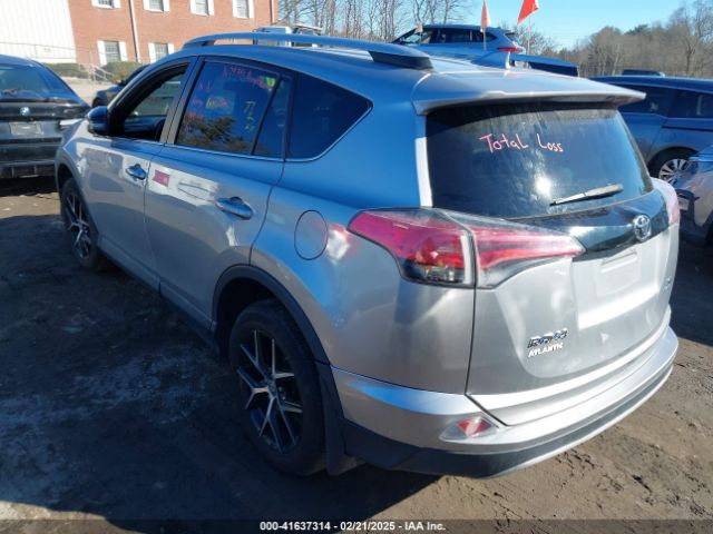 2T3JFREVXGW490061 Toyota RAV4 SE