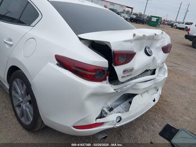 JM1BPACM1K1100811 Mazda Mazda3 Premium Package