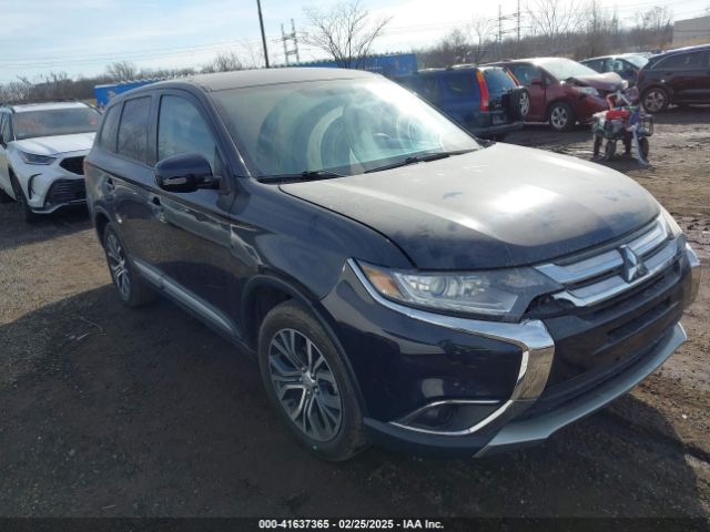 2018 MITSUBISHI OUTLANDER JA4AD2A39JZ052568 Photo 0