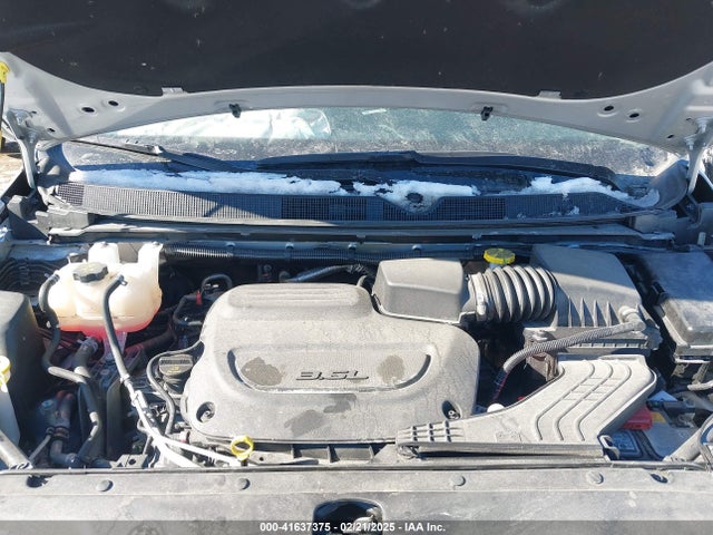 Chrysler Pacifica Touring L 2024 2C4RC1BG0RR129101 Image 10
