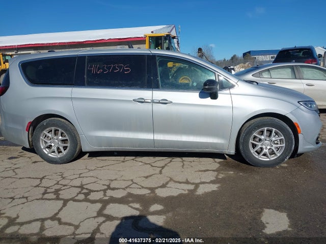 Chrysler Pacifica Touring L 2024 2C4RC1BG0RR129101 Image 13