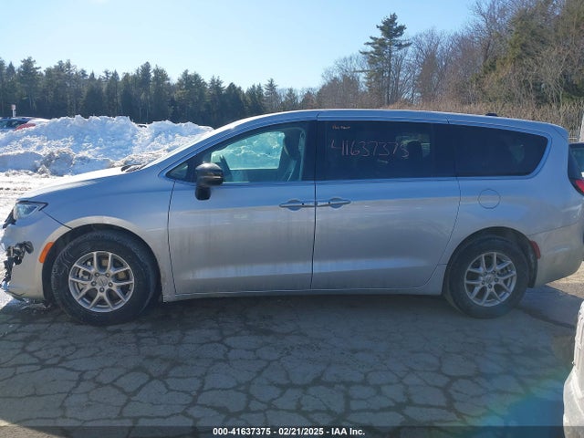 Chrysler Pacifica Touring L 2024 2C4RC1BG0RR129101 Image 14
