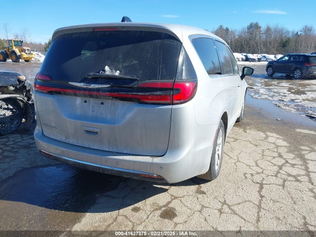 Chrysler Pacifica Touring L 2024 2C4RC1BG0RR129101 Image 4