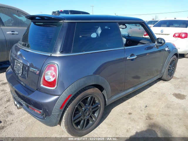 2012 MINI COOPER S WMWSV3C59CTY18166 Photo 3