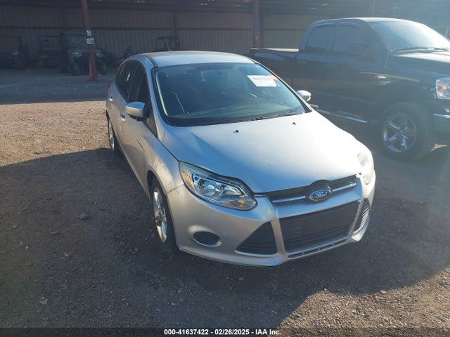 Ford FOCUS SE 2014 1FADP3K25EL150274 Image 6