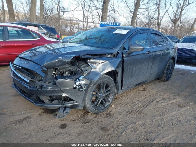 3FA6P0T95JR105382 Ford FUSION SE