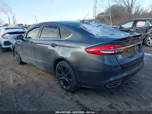 3FA6P0T95JR105382 Ford FUSION SE