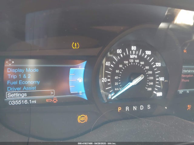 3FA6P0T95JR105382 Ford FUSION SE