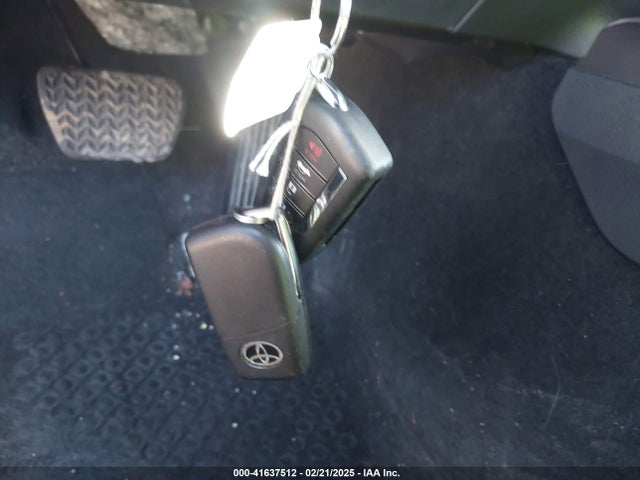 4T1G11AK3RU851955 Toyota CAMRY SE