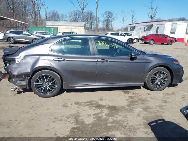 4T1G11AK3RU851955 Toyota CAMRY SE