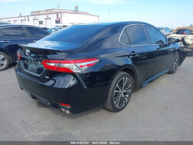 4T1B11HK2JU002873 Toyota CAMRY SE