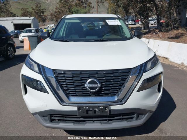 5N1BT3AA3PC813510 Nissan Rogue S Fwd