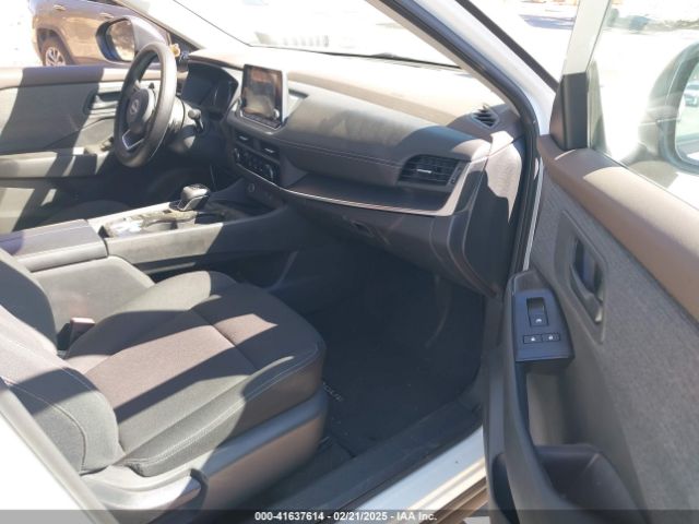 5N1BT3AA3PC813510 Nissan Rogue S Fwd