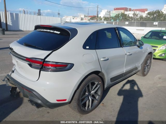 WP1AA2A57SLB01477 Porsche Macan T
