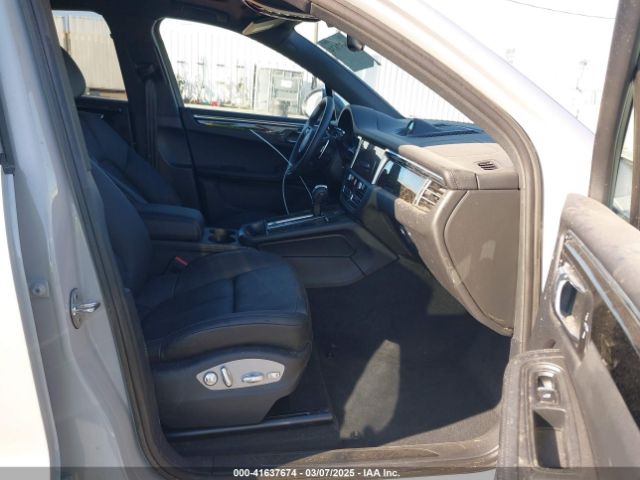 WP1AA2A57SLB01477 Porsche Macan T