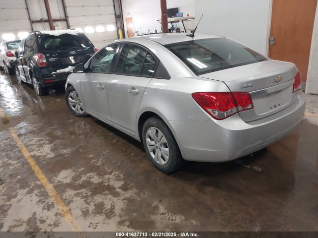 1G1PA5SG8E7443426 Chevrolet Cruze Ls Auto