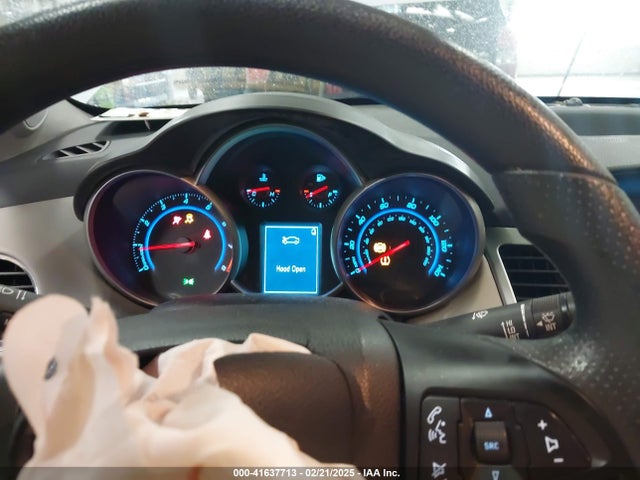 1G1PA5SG8E7443426 Chevrolet Cruze Ls Auto