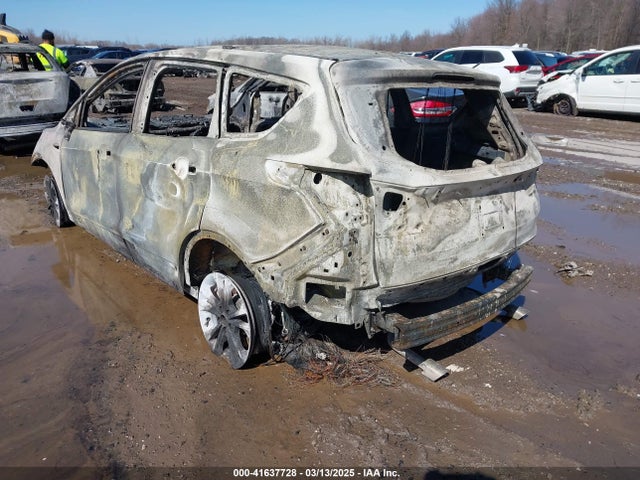 1FMCU0GD9KUA64054 Ford ESCAPE SE