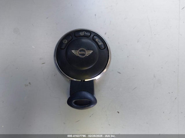 2012 MINI COOPER CLUBMAN WMWZF3C58CT189866 Photo 10