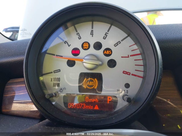 2012 MINI COOPER CLUBMAN WMWZF3C58CT189866 Photo 6