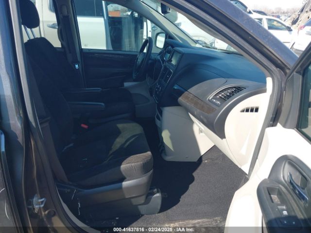 2C4RDGBG5KR729649 Dodge Grand Caravan Se