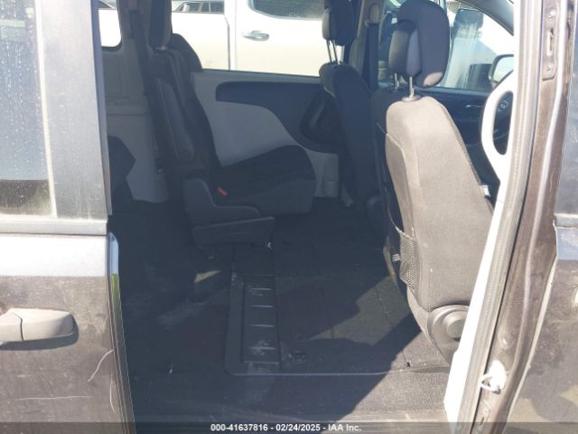 2C4RDGBG5KR729649 Dodge Grand Caravan Se
