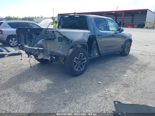 7FCTGAAL9NN004060 Rivian R1t Launch Edition