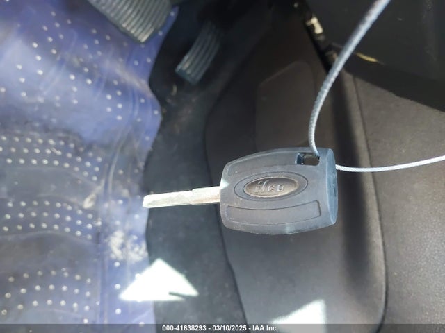 Ford FOCUS SE 2017 1FADP3F22HL270631 Image 11