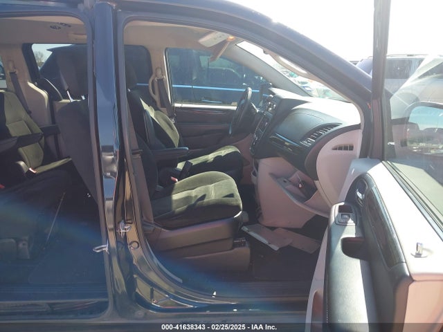 2C4RDGBG5GR209734 Dodge Grand Caravan Se